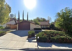 28910 Calabria Dr in Agoura Hills, CA - Building Photo