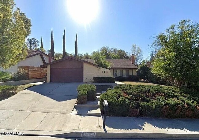 property at 28910 Calabria Dr