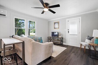 606 E County Line Rd in Indianapolis, IN - Building Photo - Building Photo