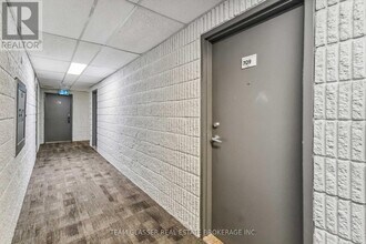 21-721 King St in London, ON - Building Photo - Building Photo