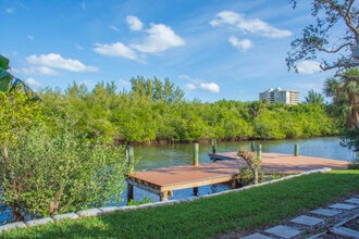 922 Jackson Way in Fort Pierce, FL - Building Photo - Building Photo