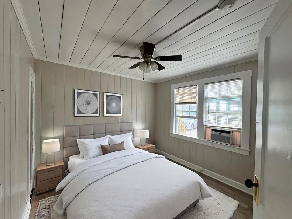 200 Park Ave in Lake Park, FL - Building Photo