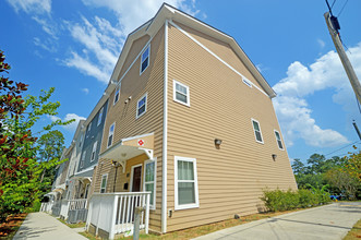 The Balcony in Tallahassee, FL - Building Photo - Building Photo