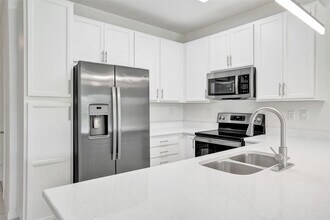 4748 SW 63rd Terrace in Davie, FL - Building Photo - Building Photo