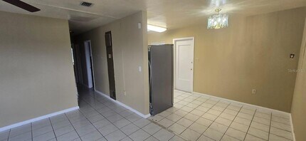 2813 Starlite Ln, Unit 521 in Port Charlotte, FL - Building Photo - Building Photo