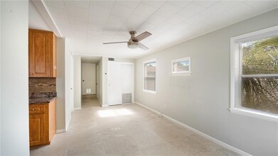 1050 Success Ave in Lakeland, FL - Building Photo - Building Photo