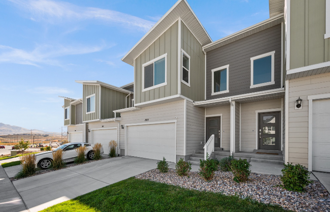 1977 N Chianti St in Saratoga Springs, UT - Building Photo - Building Photo