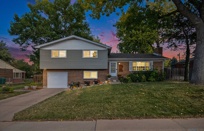 6752 S Downing Cir E in Centennial, CO - Building Photo - Building Photo