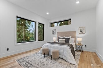 2952 Brook Ln in Sedro Woolley, WA - Foto de edificio - Building Photo