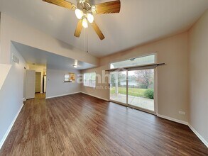 2202 Henning Pl in Plainfield, IL - Building Photo - Building Photo