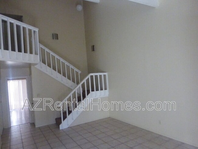 2139 E Sanos Dr in Tempe, AZ - Building Photo - Building Photo