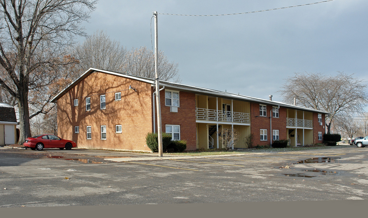 Fairway East Apartment Homes in Lorain, OH - Building Photo