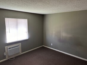 217 N Hamilton St in Shelbyville, IN - Building Photo - Building Photo