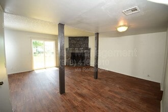 14429 S 302nd E Ave in Coweta, OK - Building Photo - Building Photo