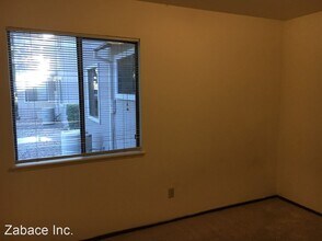 857 Adams Terrace in Davis, CA - Building Photo - Building Photo