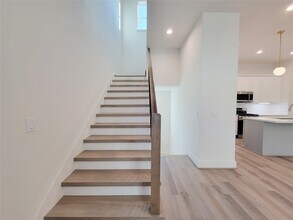 7703 Earl Rudder Wy in Houston, TX - Building Photo - Building Photo