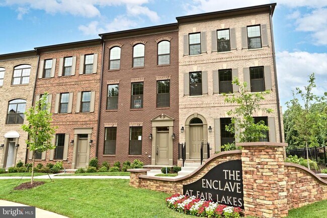 4404 Fair Lakes Ct in Fairfax, VA - Building Photo - Building Photo