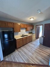 913 Rodman St in Fall River, MA - Building Photo - Building Photo