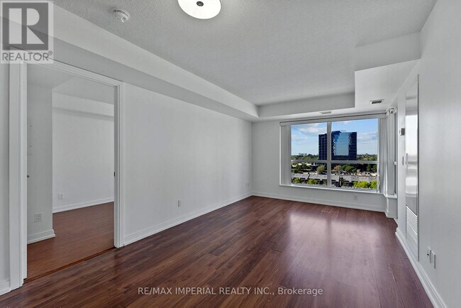 181 Village Green Square in Toronto, ON - Building Photo - Building Photo