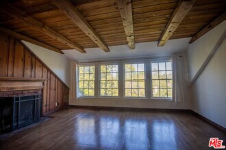 12056 Laurel Terrace Dr in Los Angeles, CA - Building Photo - Building Photo