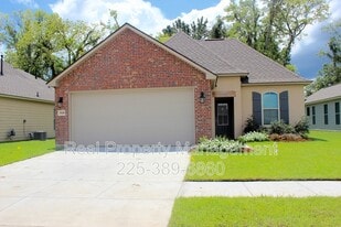 7948 Antebellum Ave in Baton Rouge, LA - Building Photo