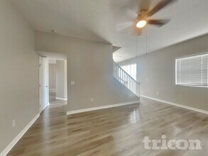 11903 Butler Woods Cir in Riverview, FL - Foto de edificio - Building Photo