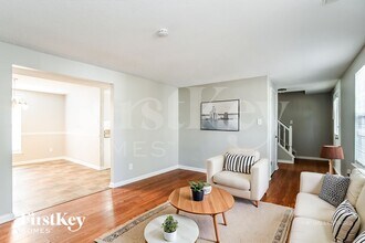 1940 Winsted Ct in Charlotte, NC - Building Photo - Building Photo