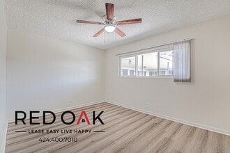 818 W Huntington Dr in Arcadia, CA - Building Photo - Building Photo