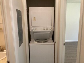 406 Harden St in Columbia, SC - Building Photo - Building Photo