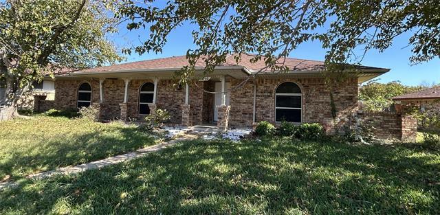 6010 Fawn Valley Ln in Rowlett, TX - Building Photo