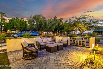 108 W Almeria Rd in Phoenix, AZ - Building Photo - Building Photo
