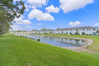 5467 Flannigan Wy in Greenacres, FL - Building Photo - Building Photo