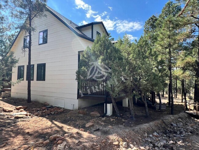 3425 Ponderosa Lp in Heber, AZ - Building Photo - Building Photo