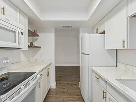 18202 N Cave Creek Rd, Unit Cave Creek Rd. #226 in Phoenix, AZ - Building Photo