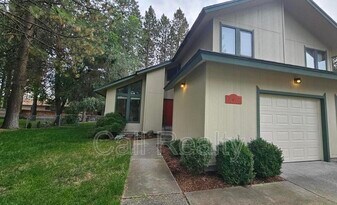 11408 E 29th Ave in Spokane, WA - Building Photo