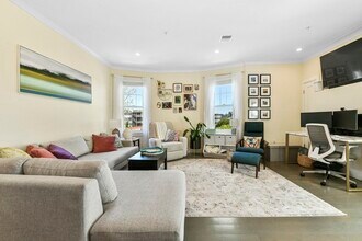 224 M St in Boston, MA - Building Photo - Building Photo