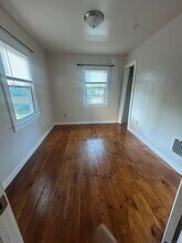 272 Terrace Ave in West Haven, CT - Building Photo - Building Photo