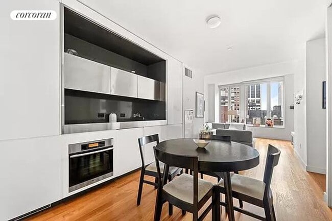 15 William St in New York, NY - Building Photo - Building Photo