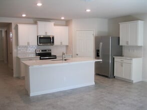 476 Seafoam Cir in Fort Pierce, FL - Building Photo - Building Photo