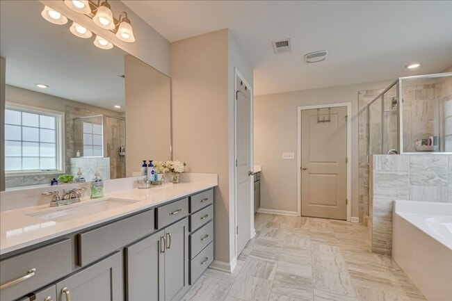 property at 211 Palisade Rdg