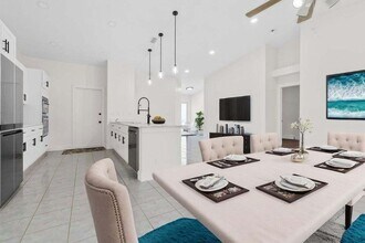 48 Bentwater Cir in Boynton Beach, FL - Building Photo - Building Photo