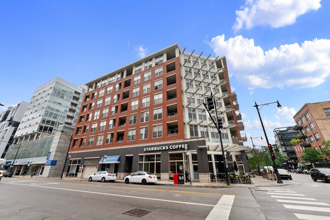 property at 1001 W Madison St