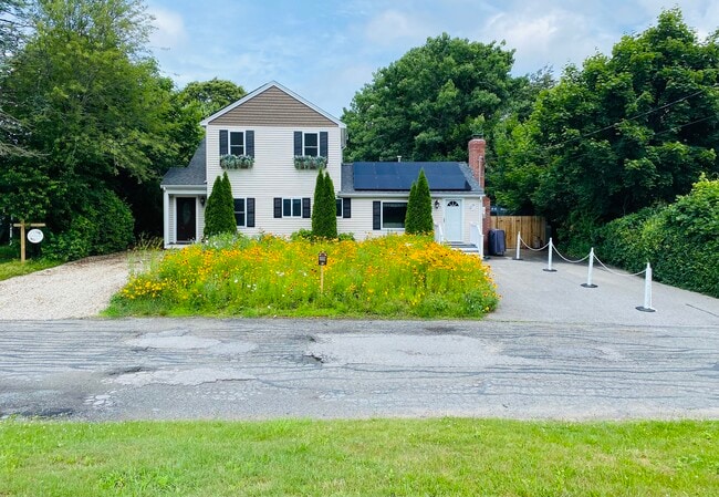 property at 7 Cushing Dr