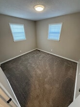 69 Jo Cir in Dyersburg, TN - Foto de edificio - Building Photo