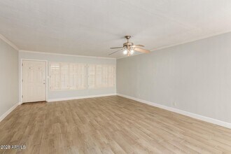 547 E Belmont Ave in Phoenix, AZ - Building Photo - Building Photo