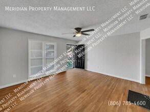 3815 32nd St in Lubbock, TX - Building Photo - Building Photo