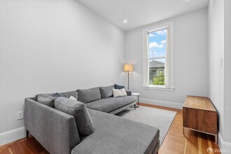59 Lundys Ln in San Francisco, CA - Building Photo - Building Photo