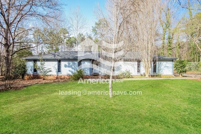 property at 111 Glenwood Dr