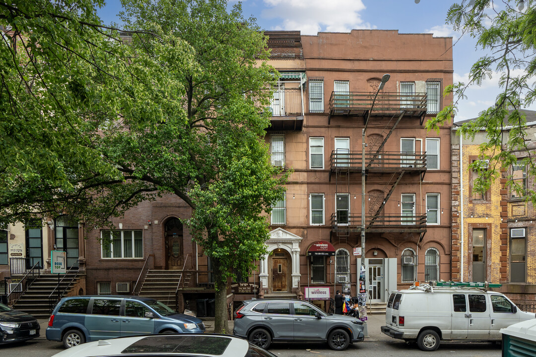 142 Rodney St in Brooklyn, NY - Foto de edificio