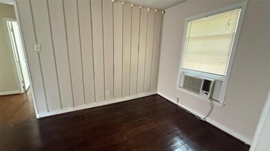 4402 Roseland St in Houston, TX - Building Photo - Building Photo